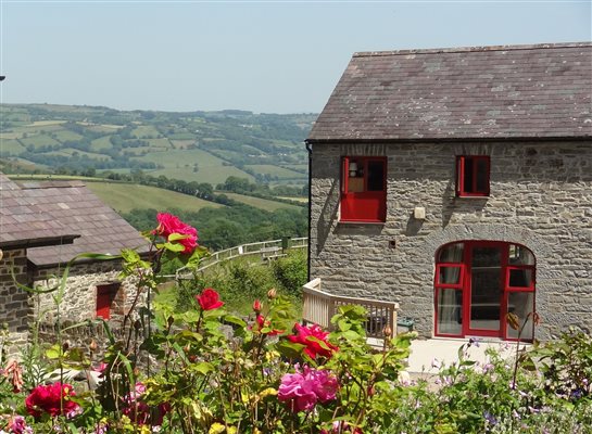 Treberfedd Farm Holiday Cottages Eco Holidays Old Cart House